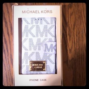Michael Kors iPhone 6s case/ wallet wristlet.